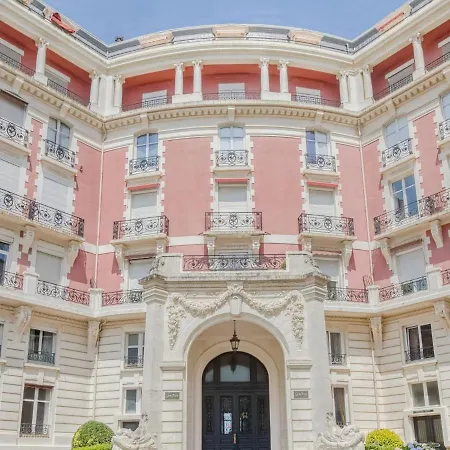 Apartment Carlton-2 By Interhome Biarritz