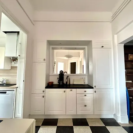 Apartment Carlton-2 By Interhome Biarritz